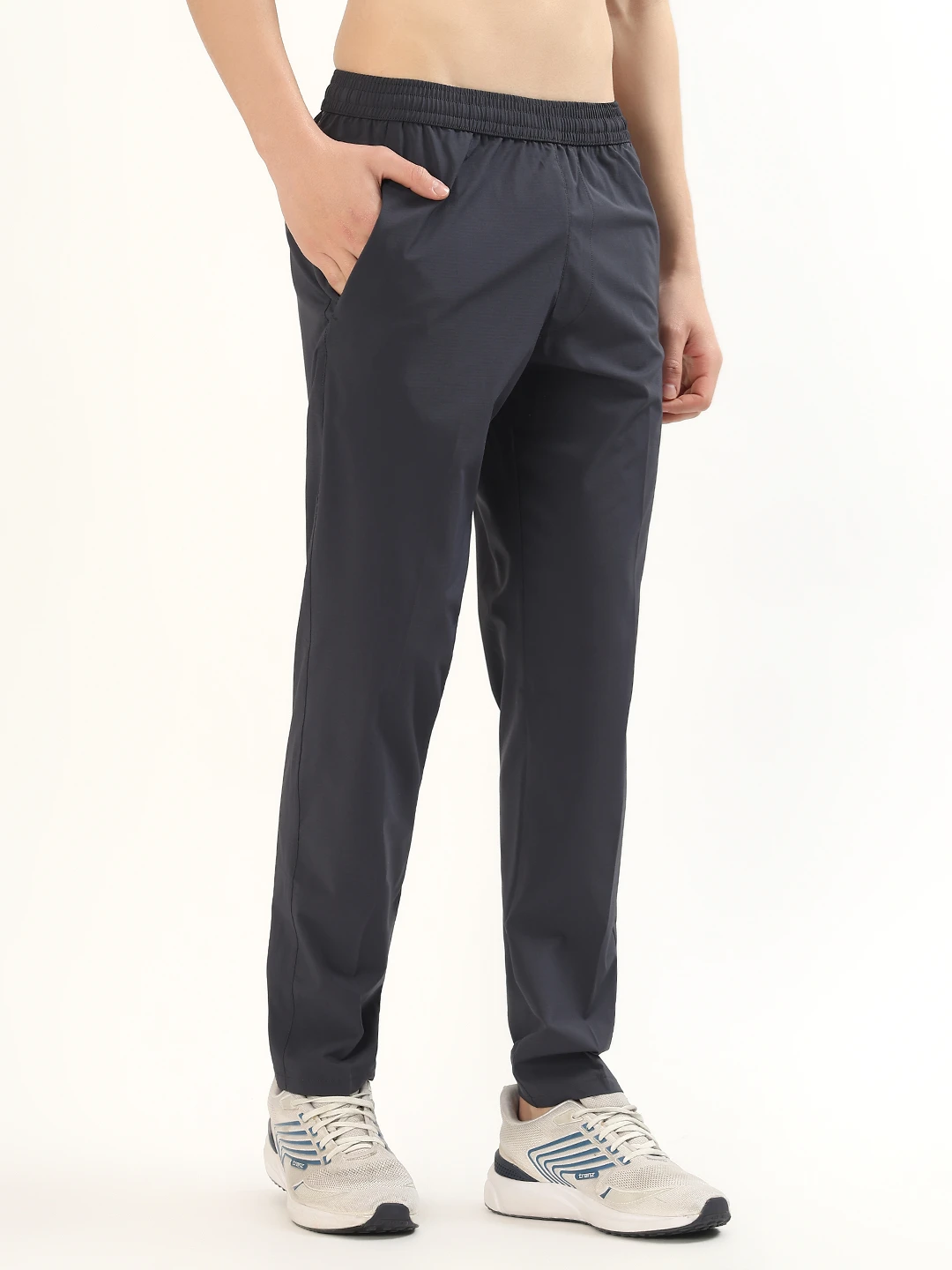 Lower Pockets: 2 Sides Zip NS Spandex 75D