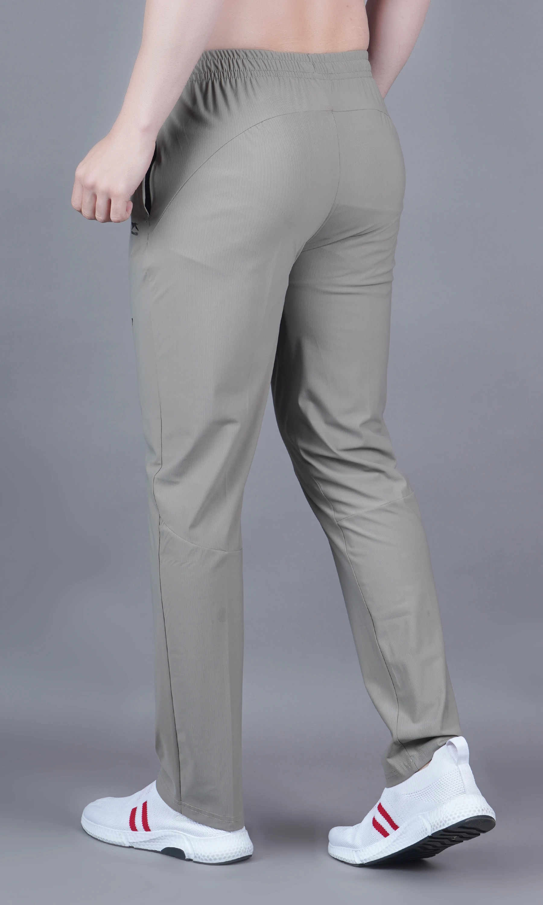 Lower Pockets: 2 Sides Zip DA Anta Strip